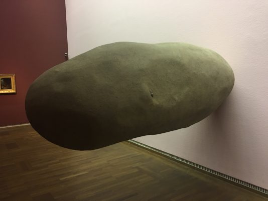 potato sculpture by Erwin Wurm