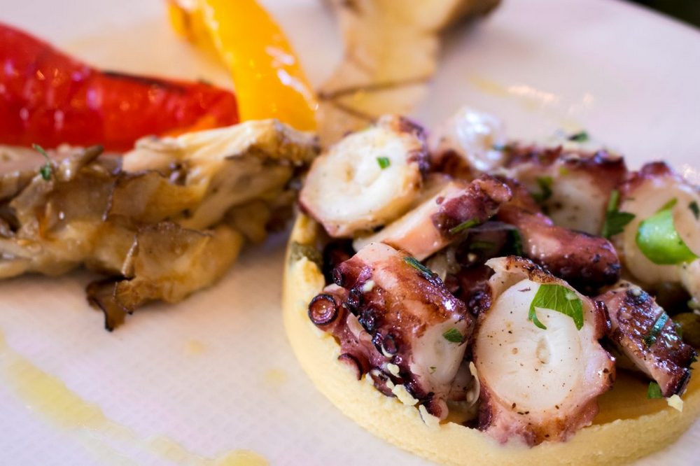 estiatorio milos, greek restaurants miami, milos miami beach, milos miami, milos south beach, miamicurated