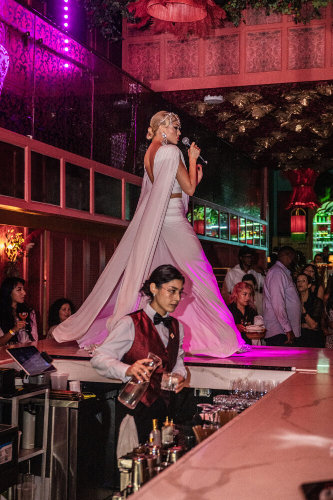 miami restaurants with shows, miamicurated