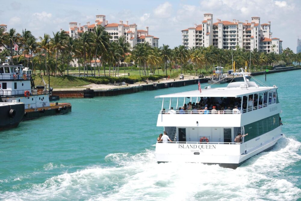 miami boat tours, miamicurated
