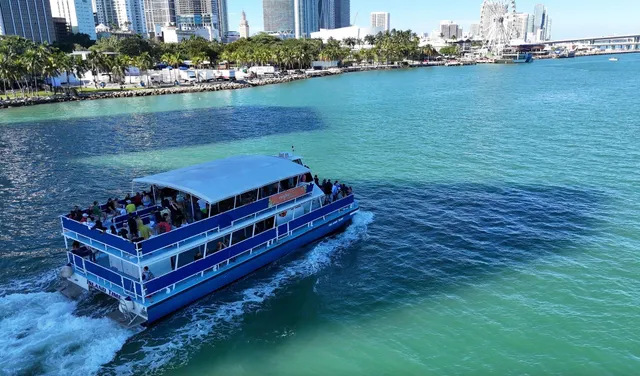 miami boat tours, miamicurated